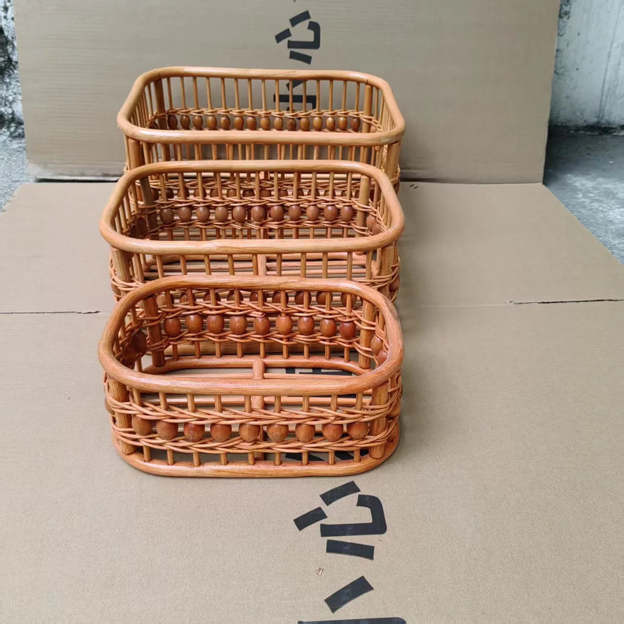 Basketry Fruit Baskets Willow Woven Baskets Snack Baskets Basket Weaving Storage Baskets Hotel Supplies and Straw Woven