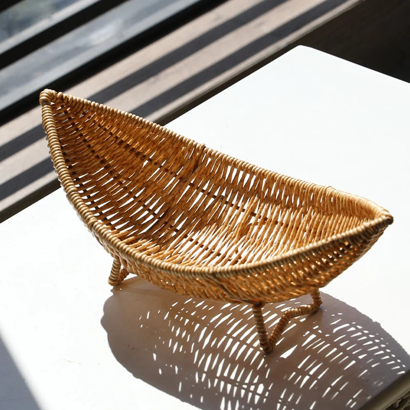 Decorative Imitation Rattan Baskets Bread Fruit Wicker Serving Tray Handwoven Plate Tray French Fries Boats Storage Bowls Platte