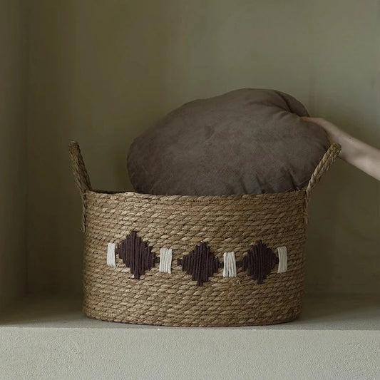 Brown Vintage Style Rattan Storage Baskets Woven Organizer Bin with Plush Handles Braided Decorative Flexibility for Home Decor