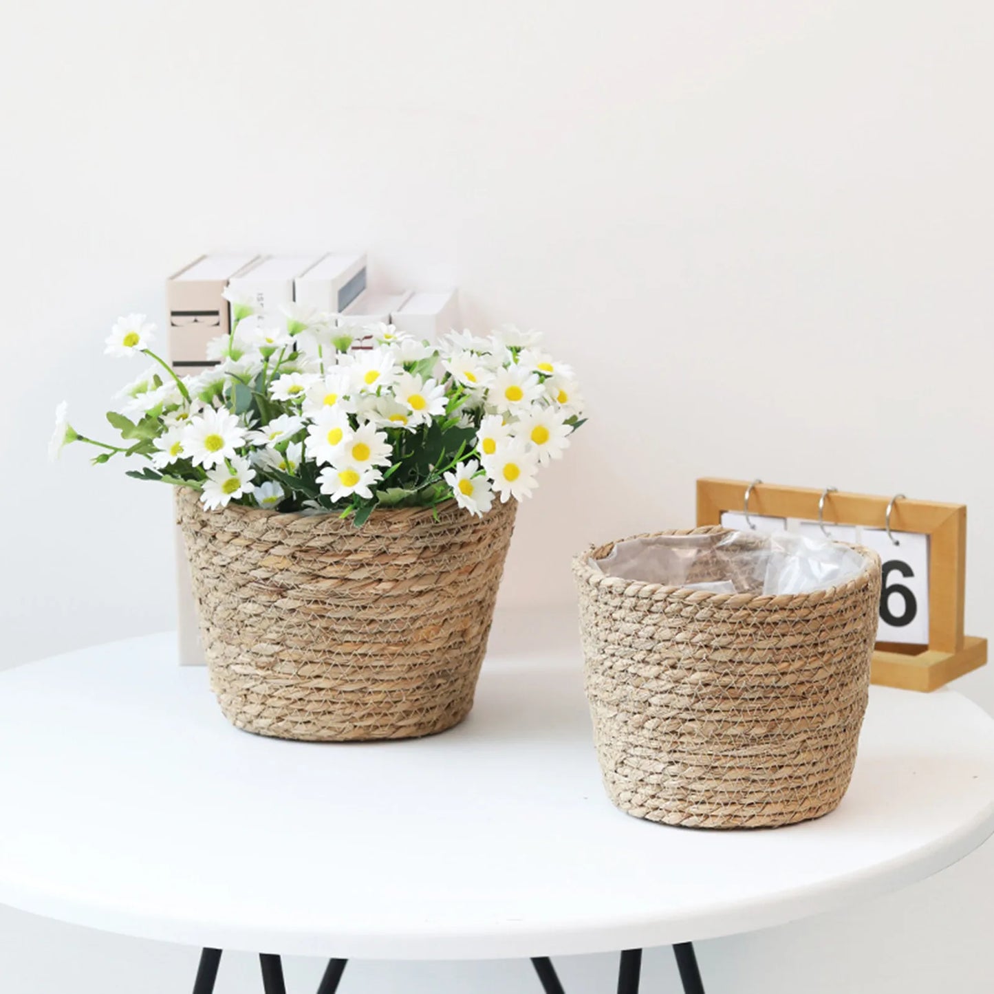 Handwoven Straw Plant Basket — Natural Indoor & Outdoor Planter Cover